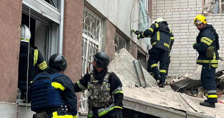 Ракетный удар по Чернигову: число жертв возросло до 14.