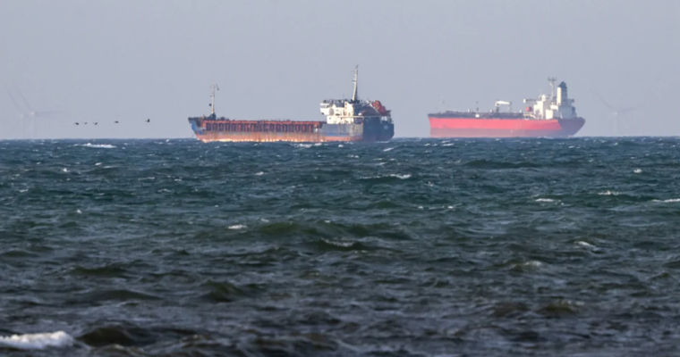 Iranul amenință cu închiderea strâmtorii Bab el-Mandeb.