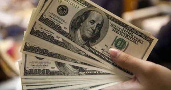 Трансферты из ЕС составляют 39,7%, из СНГ - 30,5%, из остальных стран мира - 29,8%. 