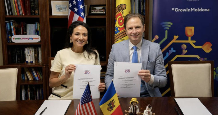 Молдова и США подписали меморандум о сотрудничестве к годовщинам независимости.