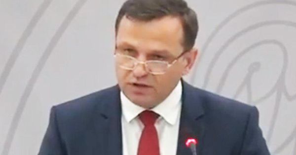 Министр внутренних дел Андрей Нэстасе. 