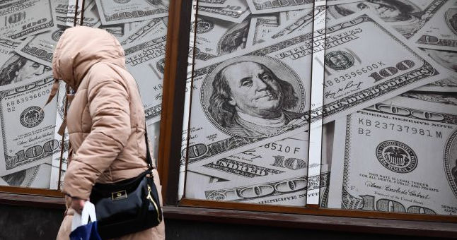 Ирак запретил банкам проводить операции в долларах США.