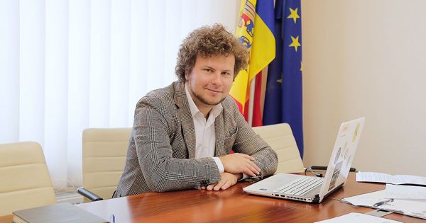 Депутат PAS Дан Перчун.