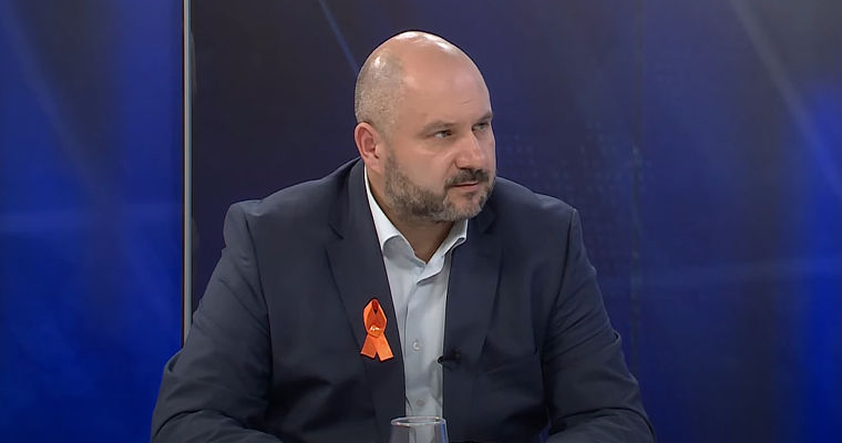 Парликов: Планировали пьянку, потом революцию, а потом решили совместить.