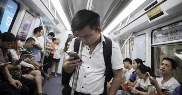 Note chinezilor: Dacă vor fi proaste nu vor avea voie în tren sau avion