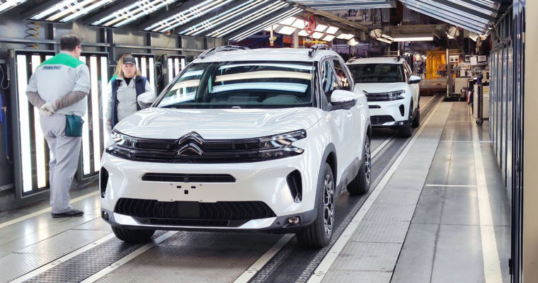 В России началось производство кроссоверов Citroёn.