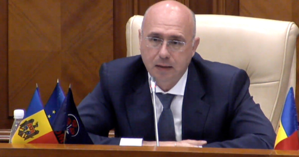 Бывший премьер-министр Павел Филип.