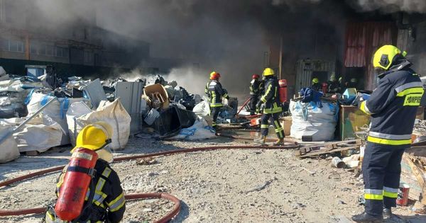 Пожар был потушен в 15.04.