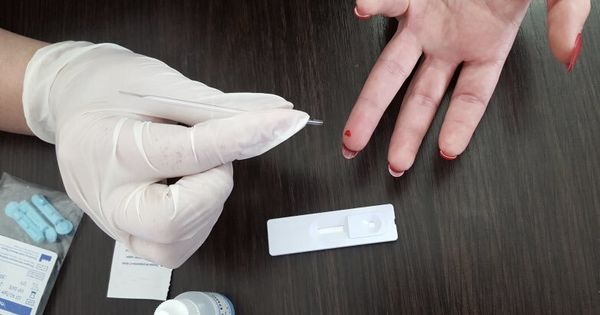 Эксперты рассказали об экспресс-тестах, продающихся в аптеках Кишинева.