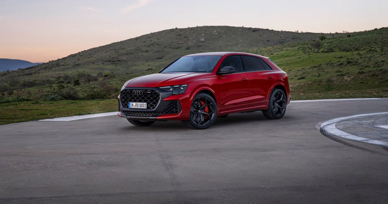 Представлен самый мощный кроссовер Audi.