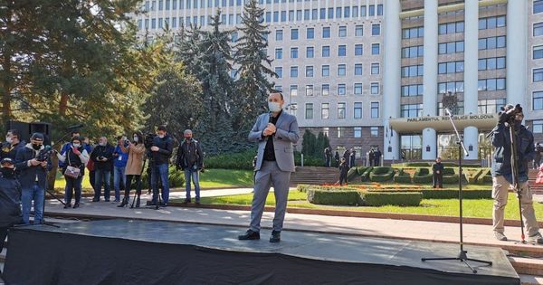 Батрынча: Мы не боимся угроз властей, не позволим установить диктатуру.