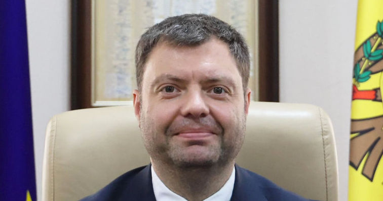 Член ВСМ о €75 000 генпрокурора из погреба: Если завидуете чужим деньгам — это пройдет.