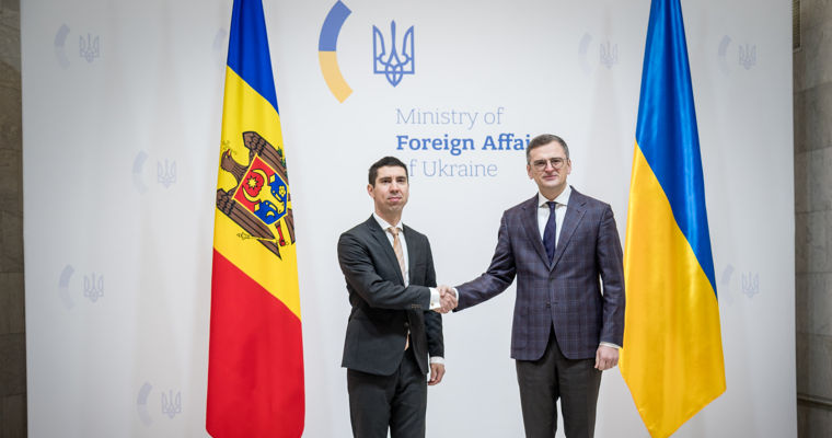 Украина и Молдова скоординировали шаги для приближения начала переговоров о вступлении в ЕС.