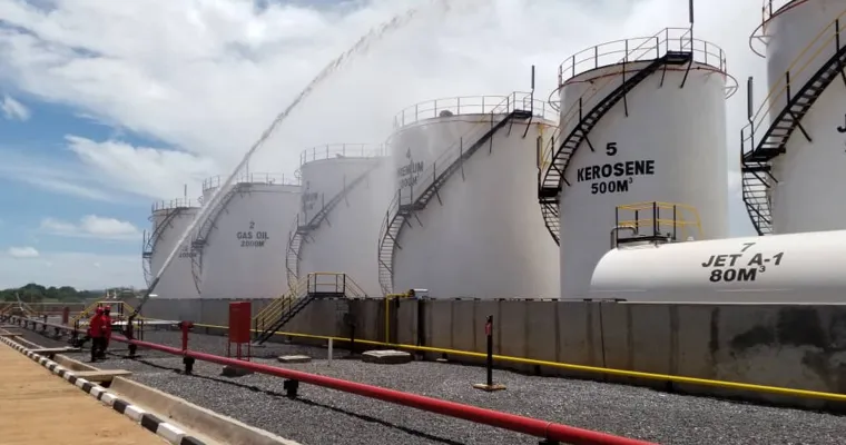 Moldova va crea stocuri strategice de petrol și carburanți pentru 90 de zile