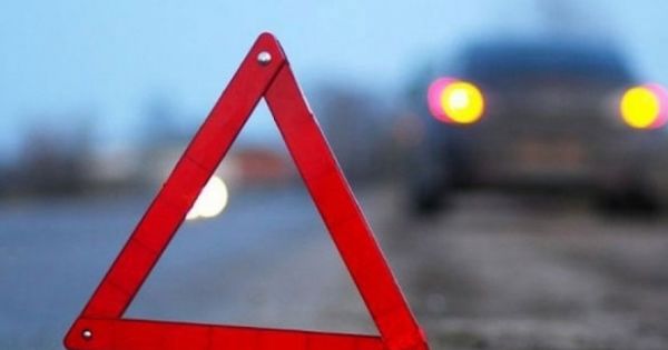 Мужчина создал опасную ситуацию на дороге, повлекшую смерть человека.