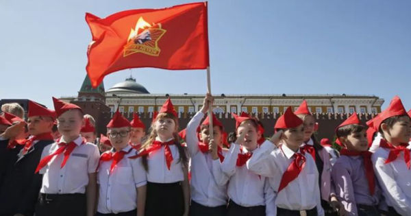 К 100-летию пионерии в России создают детскую организацию