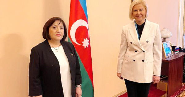 Влах встретилась с председателем парламента Азербайджана.