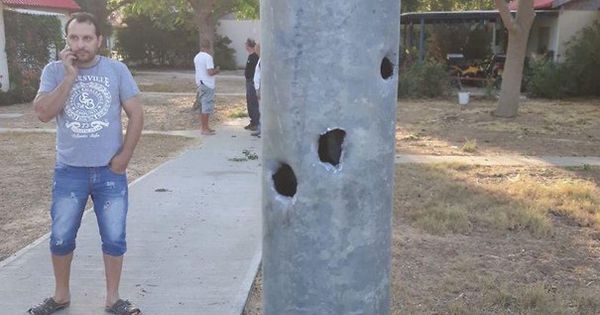 За ночь по Израилю выпущено 45 ракет, один снаряд взорвался у детского сада.