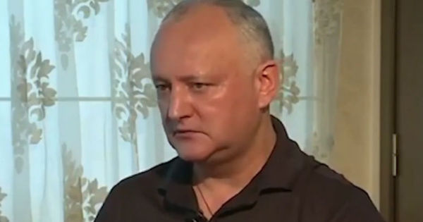 Додон: Мы переживаем такие трудности, которые не пожелаешь и Санду.
