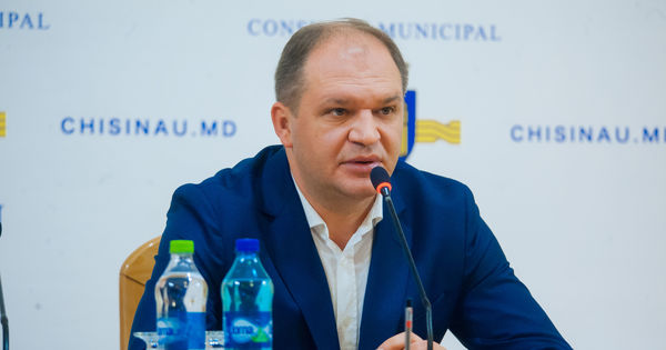 Примар Ион Чебан заболел и не присутствует на заседании Мунсовета.