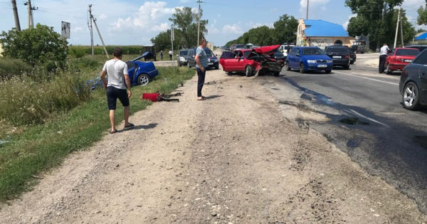 В Рышканах произошло ДТП, столкнулись 5 машин