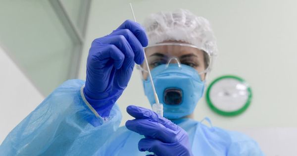 Тарифы на проведение тестов на COVID-19 снизятся до 300 леев.