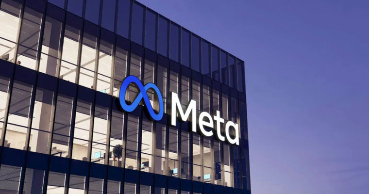 Meta сокращает 8 000 сотрудников, ещё 7 000 "переведут" на разработку ИИ.