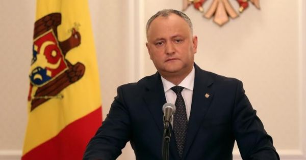 Додон:  «Власть сейчас в непростой ситуации и они должны выбрать между „ужасным концом“ уже этой осенью с серьезной протестной волной на улицах и „ужасом без конца“ — до февраля-марта.