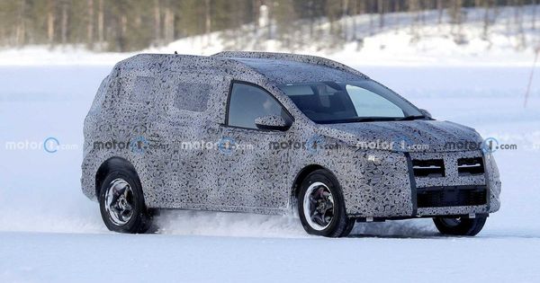 Dacia готовит SUV на базе Logan.
