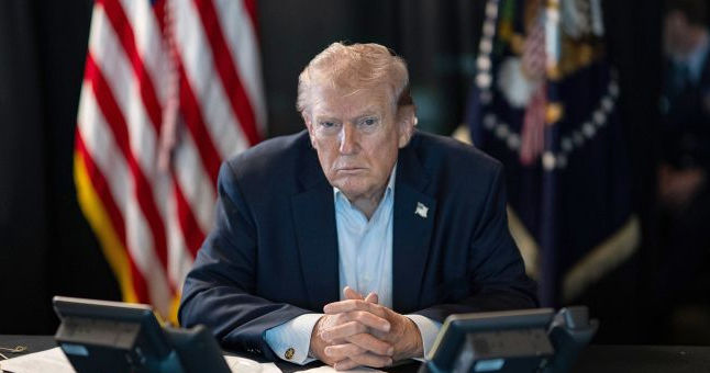 WSJ: Советники просят Трампа реже давать интервью из-за противоречивых заявлений.