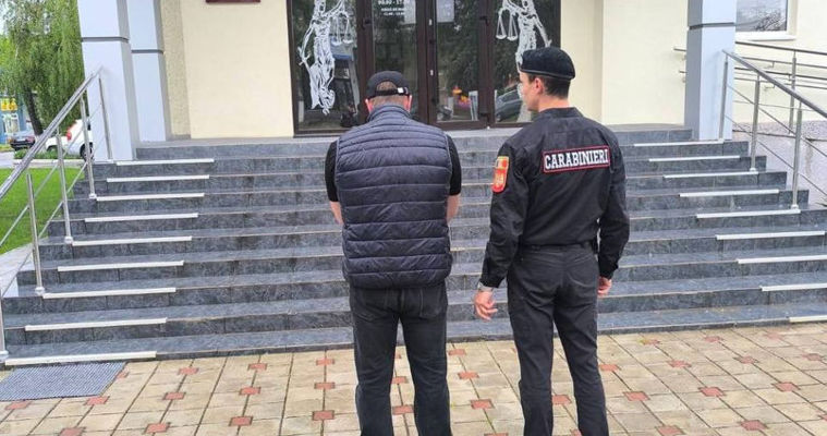 Молодой человек, объявленный в розыск, задержан карабинерами на севере Молдовы.