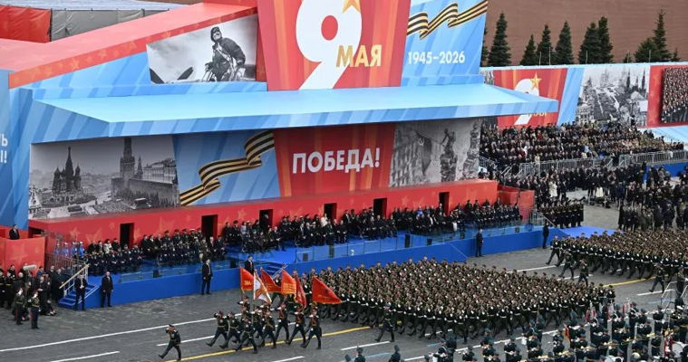 Парад в Москве 9 мая прошел без техники и длился 45 минут.