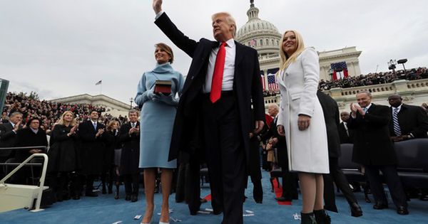Опубликована программа администрации президента Трампа.