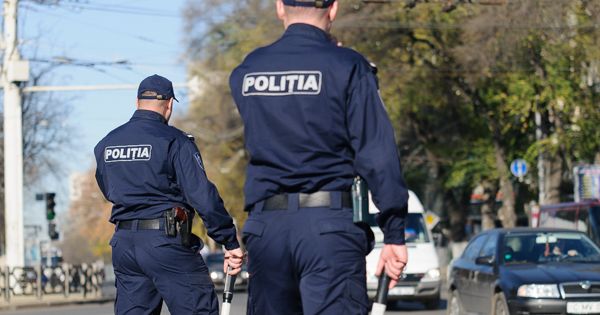 Сегодня патрули дежурят на шести национальных трассах.
