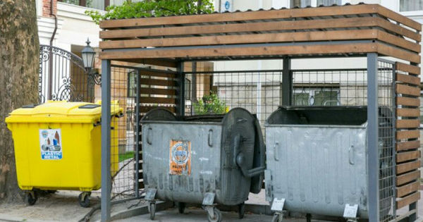 Во дворах Кишинева установят 35 модульных площадок для мусора.