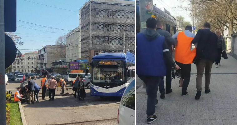 В столице водителя троллейбуса сбила машина.