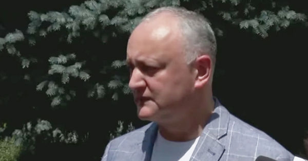 Додон: "Санду лжет. Русские никогда не просили уступить что-либо в обмен на газ".