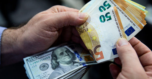 Газовый кризис в Европе вызвал снижение курса евро к мировым валютам.