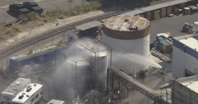 44.000 de persoane, evacuate din cauza riscului de scurgere de substanțe chimice la o fabrică din California.