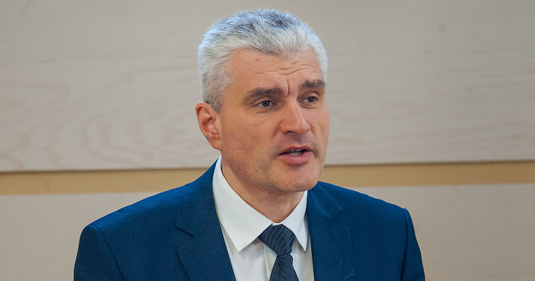 Слусарь: Правительство следует по стопам Дона Гонсалеса из Грозешт.