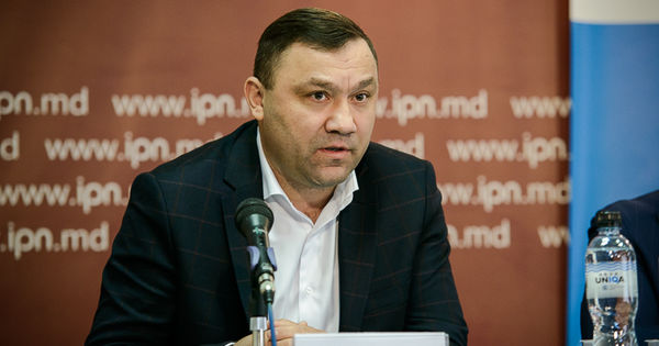 Депутат PAS Василе Грэдинару.