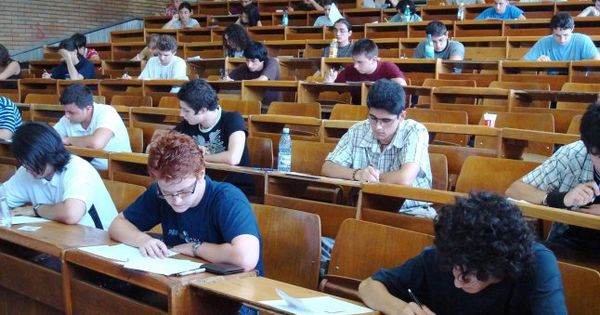 Вузы Молдовы объявили о программе поступления.