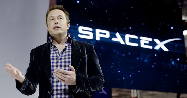 Маск стал первым триллионером в истории благодаря IPO SpaceX.