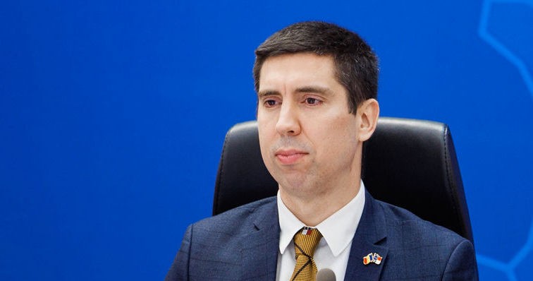 Попшой об унире: Необходимо публично обсудить эту перспективу, чтобы она стала реалистичной.
