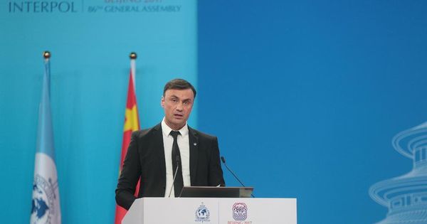 Vitalie Pîrlog, la șefia SIS. Cine este şi casa în care locuieşte. Foto: sputnik.md
