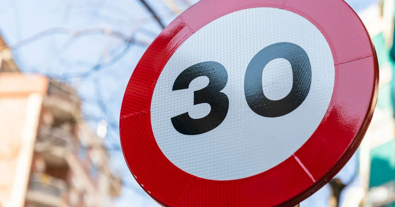 Власти Кишинева просят ограничить скорость в центре города до 30 км/ч