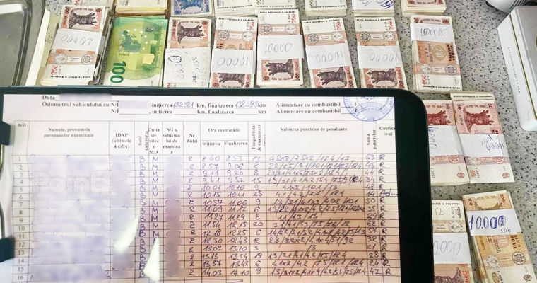 Schemă de corupție, descoperită la o școală auto din Călărași: Cinci iepuri pentru un examen.