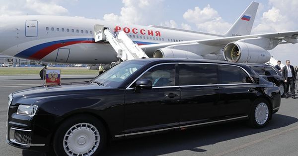 Он также отметил, что Путин, выбирая для себя лимузин Aurus, не просил о дополнительных деталях.