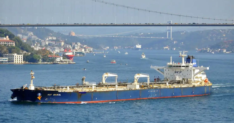 Румыния и Болгария строят "хаб безопасности" против "теневого флота" РФ в Черном море.