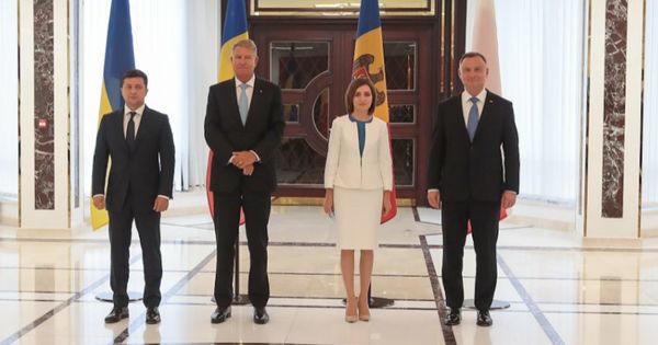Президент Молдовы приняла участие в четырехсторонней встрече.